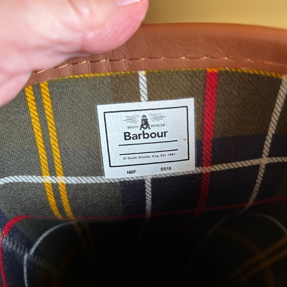 Barbour Tempest Boots Navy - Picture 9 of 9